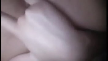 Se metendo o dedo pra seu namorado