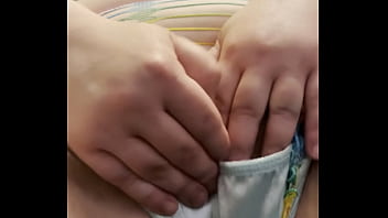 Rainbow clad joan day plays with herself and shakes big ass