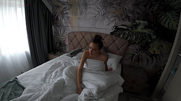 I fall asleep at my friend