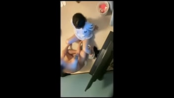 お家デートで仲良くだらだらしていたら彼女が僕の息子を触ってきたので久しぶりにおせっせしました