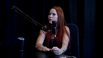 Prefere ficar solteira é bissexual nunca fez dp é péssima em dar conselho e a suruba que fez carla santos watch sheer red