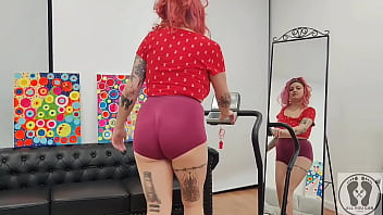 Treadmill chubby girl exersices short tights big ass