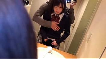 日本のアニメに出てきそうなかわいい白い肌の美女2 日本のアニメに出てきそうなかわいい白い肌の美女2