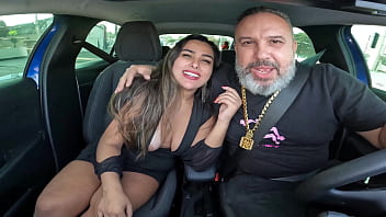 Thalita francielly realiza o sonho de entrar na carona e senta gostoso em ted