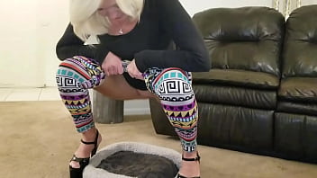 Her pretty pussy can pee anywhere on anything