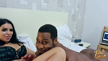 Anissa kate and kira queen suck bbc in double blowjob