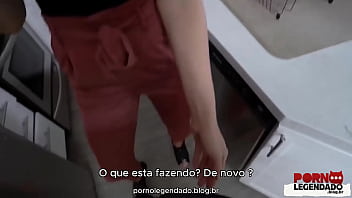 Legendado enteado transou com sua madrasta após chega em casa com olhos machucados de briga