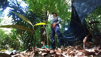 Casada deu no mato para o guia de trilhas