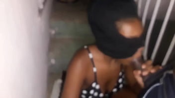 Deu até o cuzinho a puta