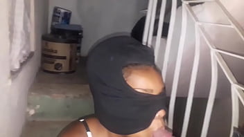 Deu até o cuzinho a puta