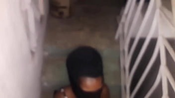 Deu até o cuzinho a puta