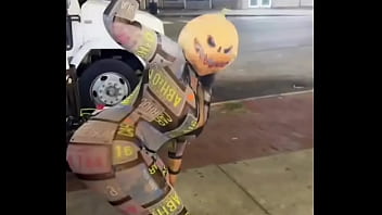 Halloween pimping pumpkin