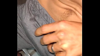 Procurando uma buceta e um cuzinho