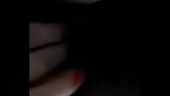 Lorinha da buceta rosa fazendo um remix