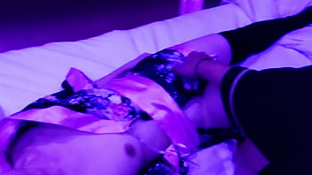 素人ハメ撮り 着物風のコスプレでセックス①セフレが手マンで絶頂