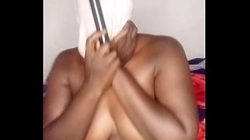 Tinysmaller alone plays