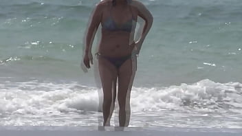 Had sex on the beach with my stepbrother huge cumshot in my pussy