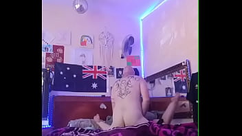 Unluckyinlive1 back at it