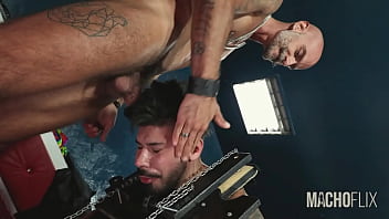 Dominador Me Prendeu E Me Fez De Fêmea Junto Com Outra Putinha Free thumbnail