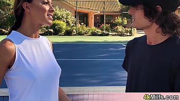 Sporty milf showing off her stamina on my cock