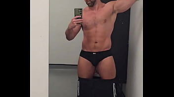 Oooosh anyone want to feed me burgers stroke hair and tell me how big and strong i am