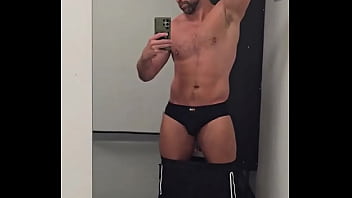 Oooosh anyone want to feed me burgers stroke hair and tell me how big and strong i am Oooosh anyone want to feed me burgers stroke hair and tell me how big and strong i am