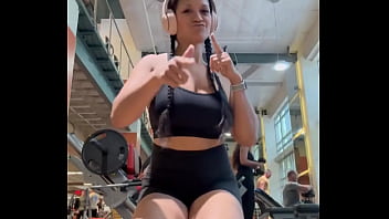 Snap yo fingers bicep curls 4 sets x 10 15 reps location evans fitness clubevansfitnessclub augusta georgia #bi