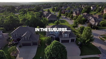 Erika & dolce dykin' out