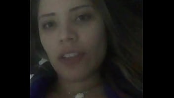 Respondeu pergunta e exibiu buceta Respondeu pergunta e exibiu buceta