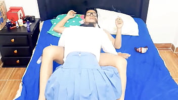 Estudiante de 18 años folla con su maestro de colegio