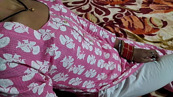 Hot bhabhi desperate for the cock for her wet pussy in the night