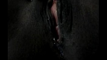 Dreamxxx playing wit her pussy