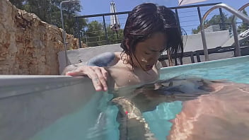 Underwater anal fuck with her new toyboy