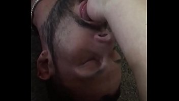 Worshiping queen lyssas smelly feet