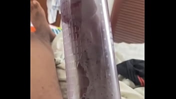 Me Desperté Duro Con Mi Gran Polla Negra Tuve Que Acariciarla thumbnail