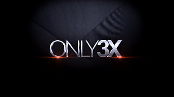 Courtney cummz gets fucked and jizzed over