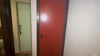 Amigas tomam banho juntas pra economizar água e acaba em putaria