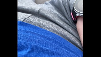 Poser sur la terrasse bisous mes amours