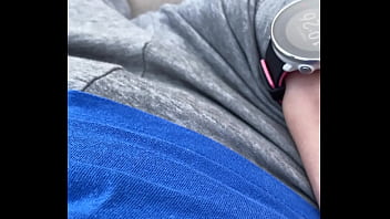 Poser sur la terrasse bisous mes amours