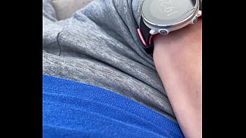 Poser sur la terrasse bisous mes amours