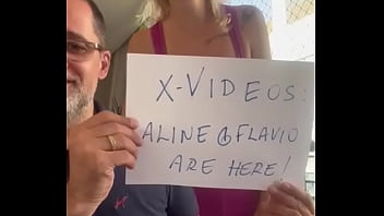 Aqui nós nos apresentamos para vocês