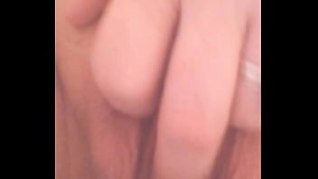 Watch my sexy pussy pissing closeup