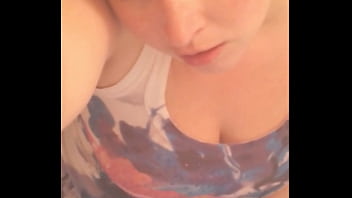 Watch my sexy pussy pissing closeup