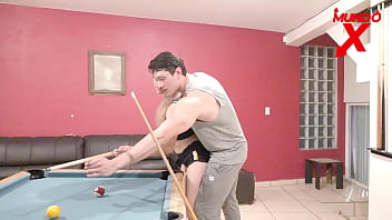 Follada en el billar