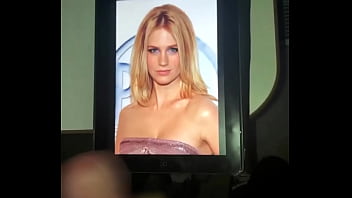 Cum tribute for sexy blonde