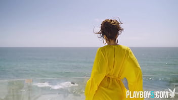 Big boobs and round ass latina milf gets fully naked for playboy