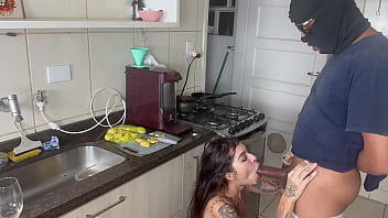Free cooking and suddenly i got fucked bareback by my friend bbc