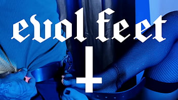 This is the kind of foot that will make you lose control