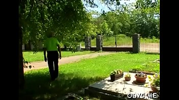 Shameless gina blows shaft and bounces it