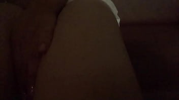 【大◯生】カラオケでひとりでシてきてどきどきしました。